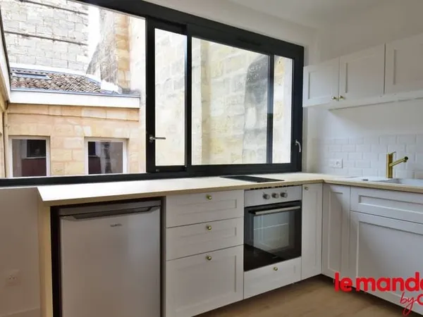 Studio 1 pièce 40 m²