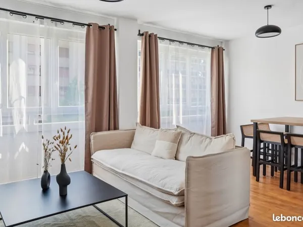 4 Chambres dans un appartement refait à NEUF Climatisé