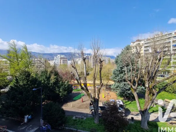 Appartement 5 pièces 104 m²