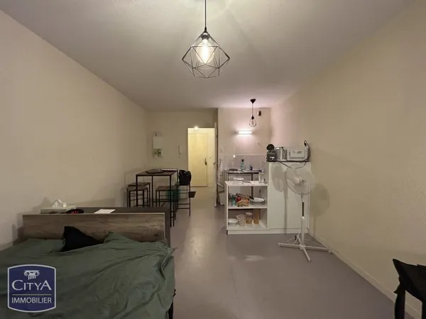 Studio 1 pièce 24 m²