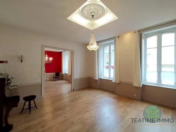 Maison 15 pièces 328 m²