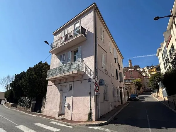 Immeuble 215 m²