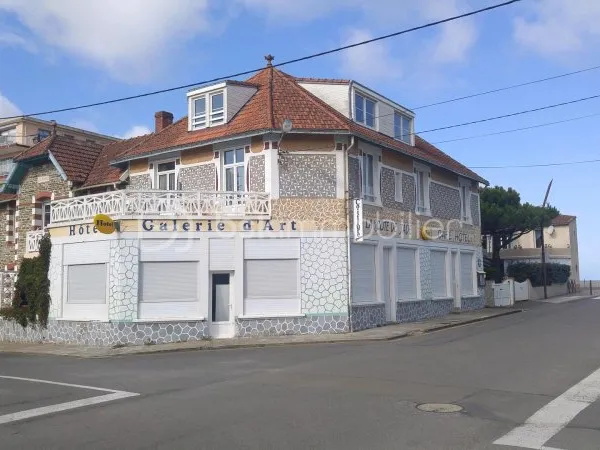 Immeuble 11 pièces 348 m²