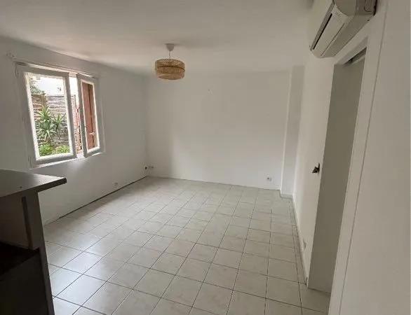 Bel appartement F3 toutes commodités