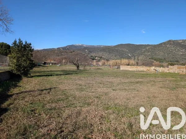 Terrain 956 m²