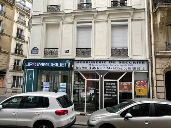 Boutique 17 m²