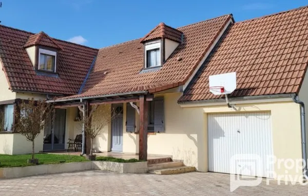 Maison et son jardin d'hiver