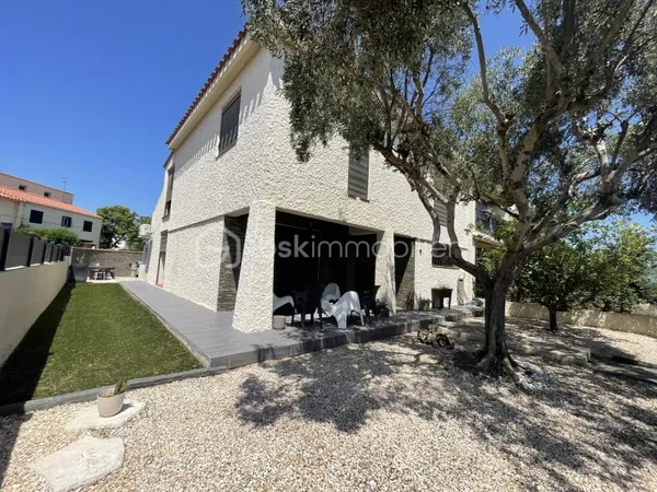 Maison 6 pièces 160 m²