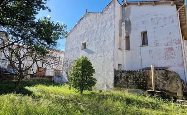 Maison 8 pièces 195 m²