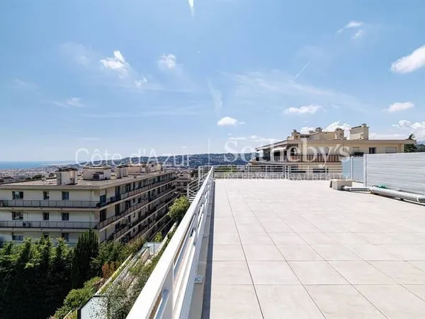Appartement 3 pièces 152 m²