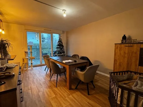 Appartement 5 pièces 104 m²