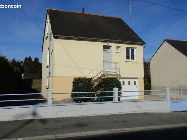 Maison individuelle sur sous-sol a renazé
