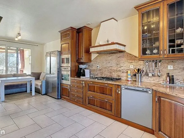 Maison 6 pièces 160 m²