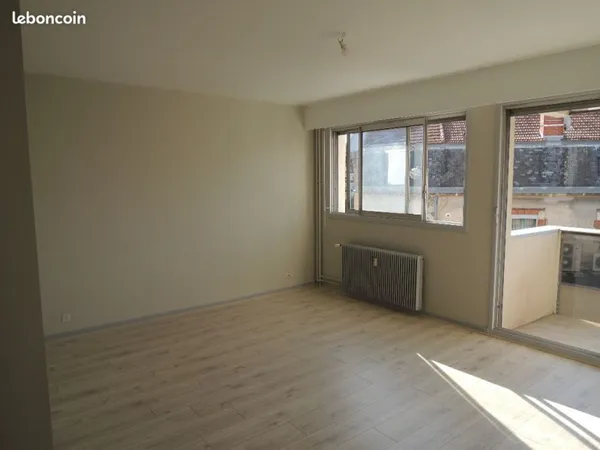 Studio 1 pièce 35 m²