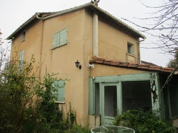 Maison de bourg de 3 pièces principales