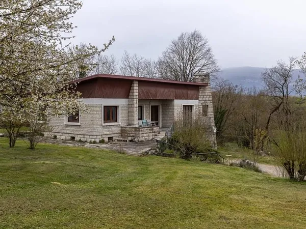 EXCLUSIVITE Maison 100 m² avec grand terrain