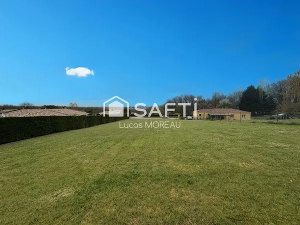 Terrain de 2700 m2 non viabilisé