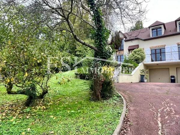 Maison 7 pièces 180 m²