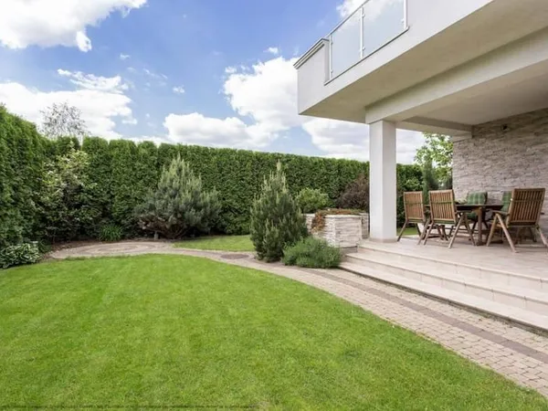 Maison de ville 6 pièces 180 m²
