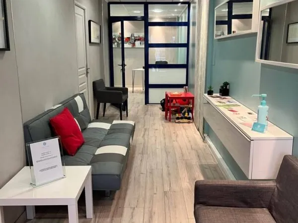 Local d'activité 2 pièces 62 m²