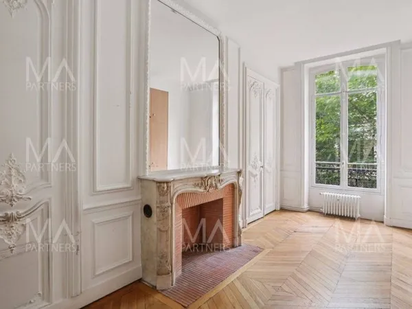 Bureaux 221 m²