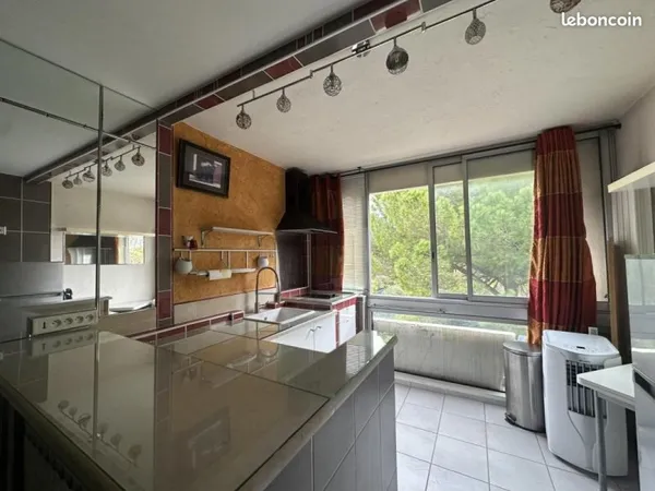 Studio 1 pièce 20 m²