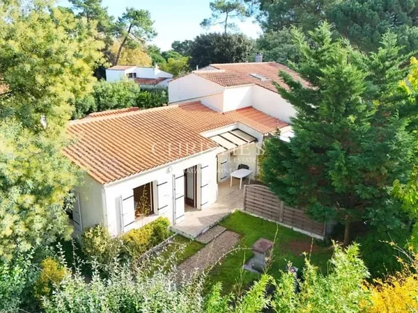 Exclusivité - Confort et espace à deux pas des plages
