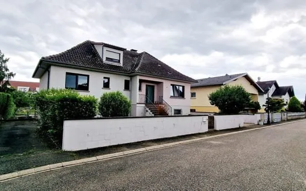 LIPSHEIM TRES BELLE MAISON 8p de 229m² sur 7,90 ares