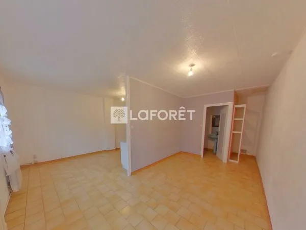 Studio 1 pièce 33 m²