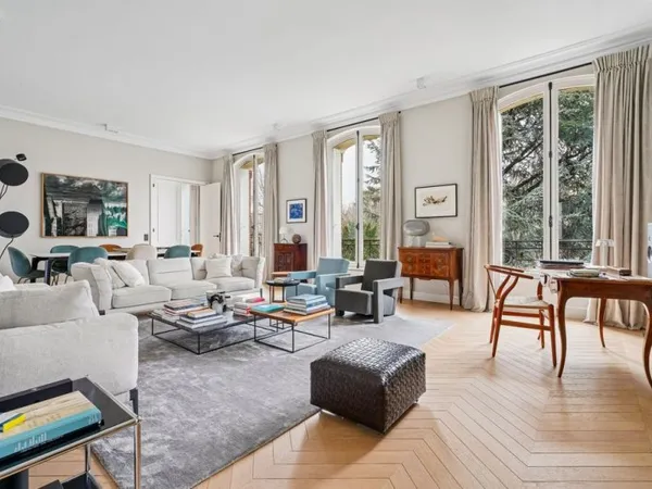 Appartement 15 pièces 412 m²