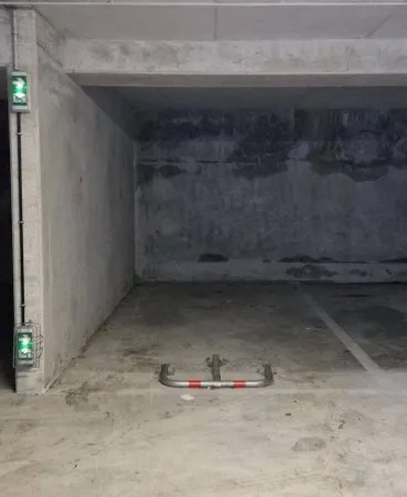Parking 12 m²