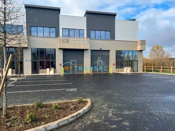 Local bureaux 423 m²