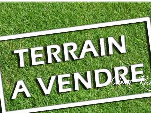 Terrain 400 m²
