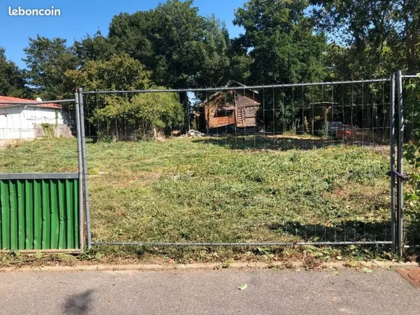 TERRAINS A BATIR sur les communes de LINAS, LONGPONT SUR ORGE, LE PLESSIS PATE