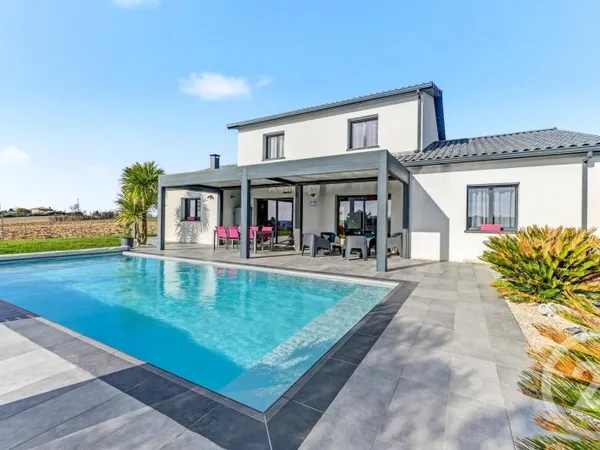 Maison 6 pièces 156 m²
