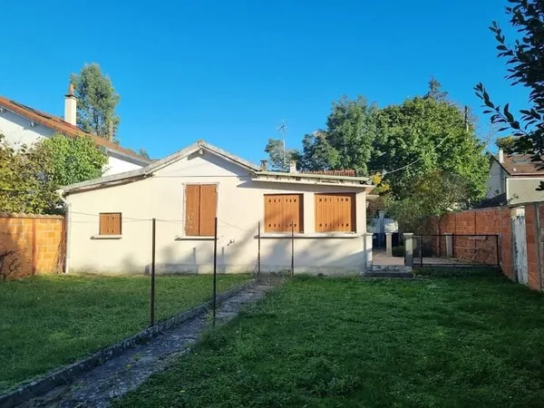 Terrain 720 m²