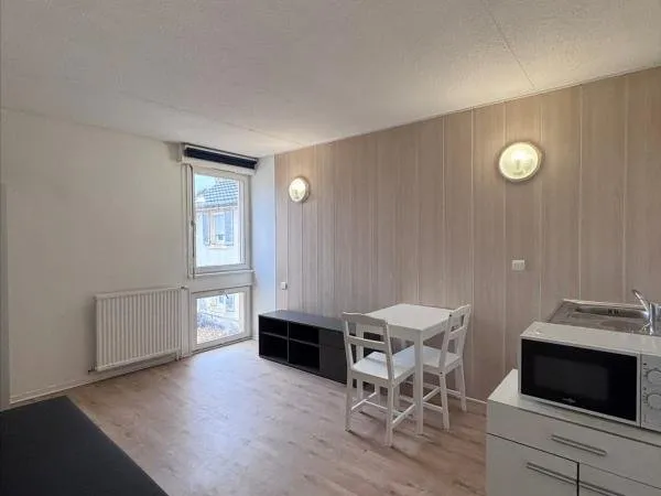 LONGWY-BAS : STUDIO MEUBLE RENOVE