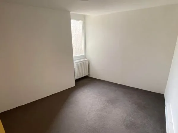 Bureau individuel à louer 9m2 - Lodève Centre