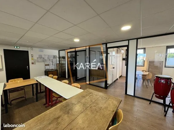 BUREAUX 153 m² MEAUX
