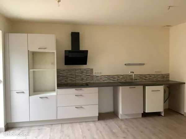 F4 HATTONCHATEL 1er étage 85m2