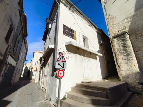 DPT(30) A VENDRE MAISON DE VILLAGE À POTENTIEL VALLABRÈGUE