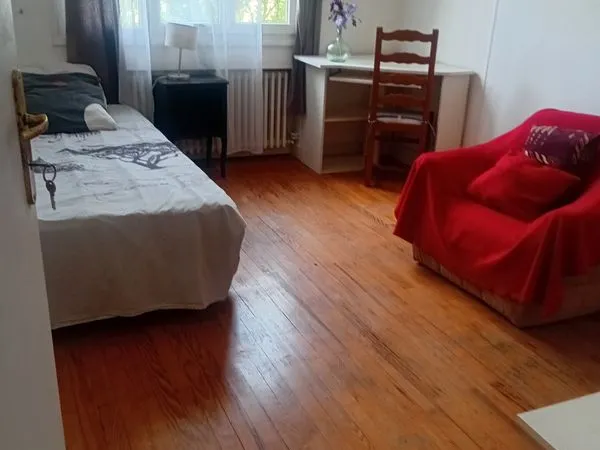 Super coloc dans magnifique villa