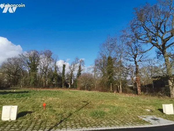 Terrain 247 m² LA CHAPELLE THOUARAULT
