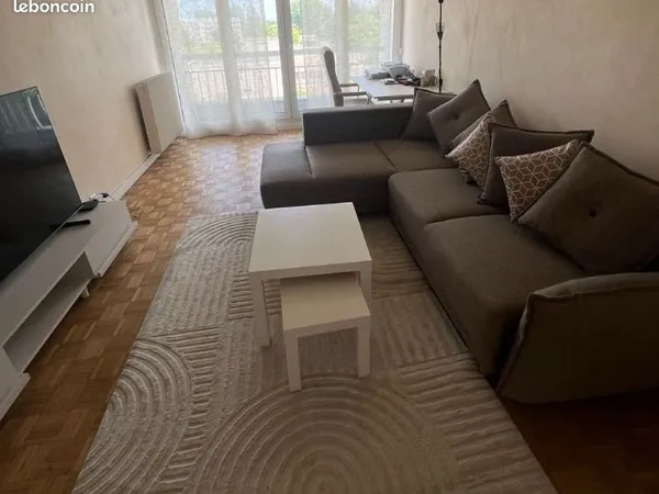 Sous-location appartement meublé : 3 mois max : Mai - juillet