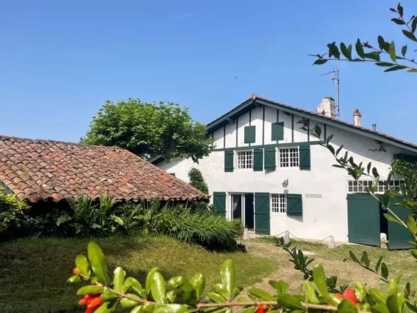 Maison 4 pièces 140 m²