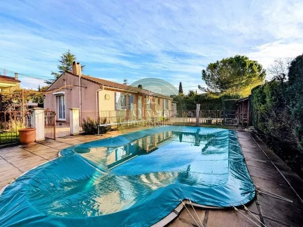 Maison de plain-pied 5 pièces 100 m²