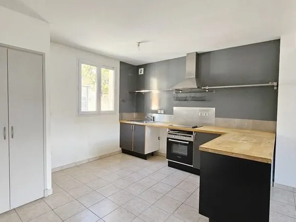 Appartement T4 récent