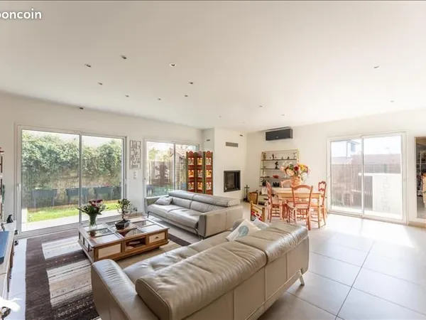 Maison 6 pièces 167 m²