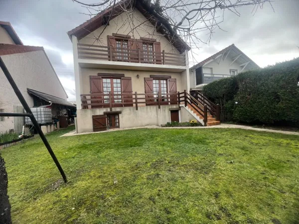 Maison traditionnelle à vendre