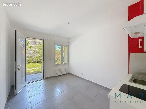 Studio 2 pièces 27 m²